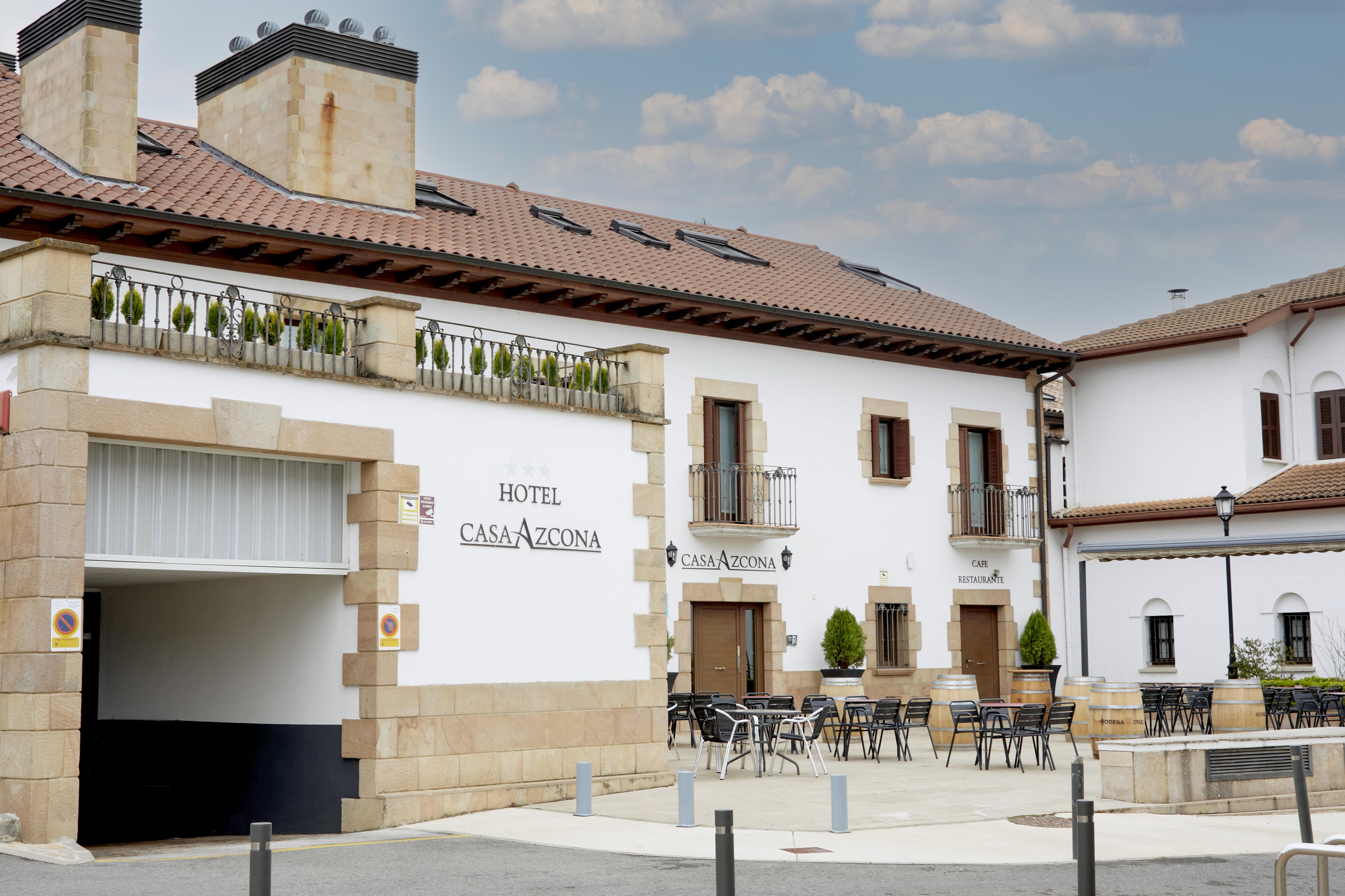 Hotel Casa Azcona Zizur Mayor Exterior photo